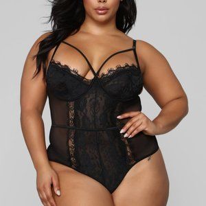 Fashion Nova Somebody To Love Lace Teddy